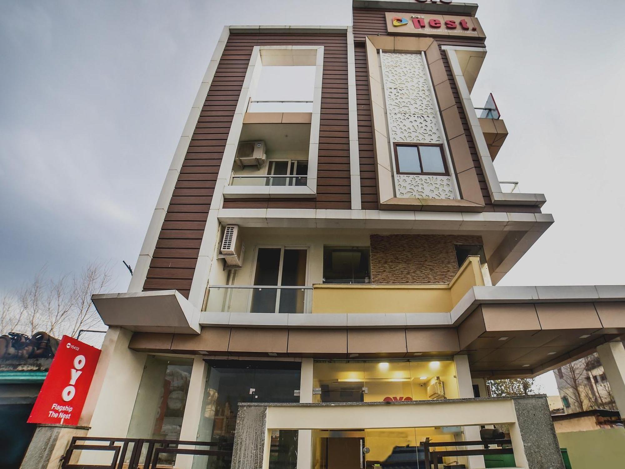 Super Hotel O The Nest Gms Rd Dehradun Ngoại thất bức ảnh