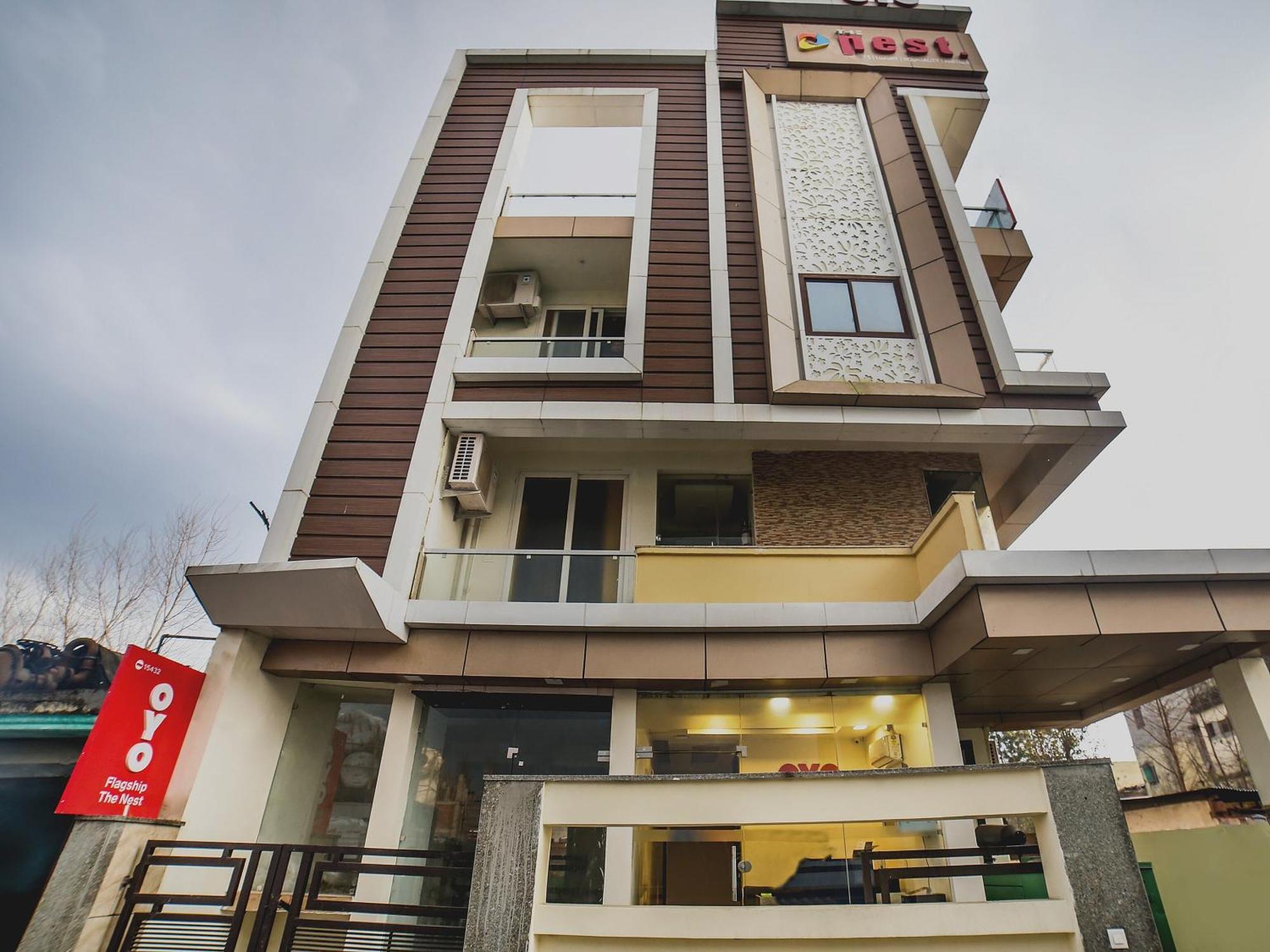 Super Hotel O The Nest Gms Rd Dehradun Ngoại thất bức ảnh